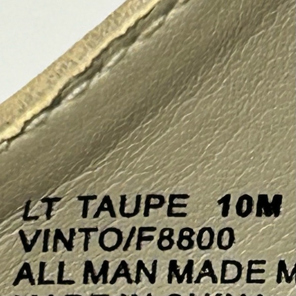 Rialto Vinto Vienna Taupe Stars‎ Perforated Faux Suede Closed Mule Clogs Size 10 - Picture 5 of 7